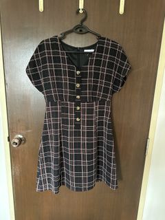 (Category: ) located in . Submitted by pretticloset (Listing ID 1420389935, Image 1). Description: .
