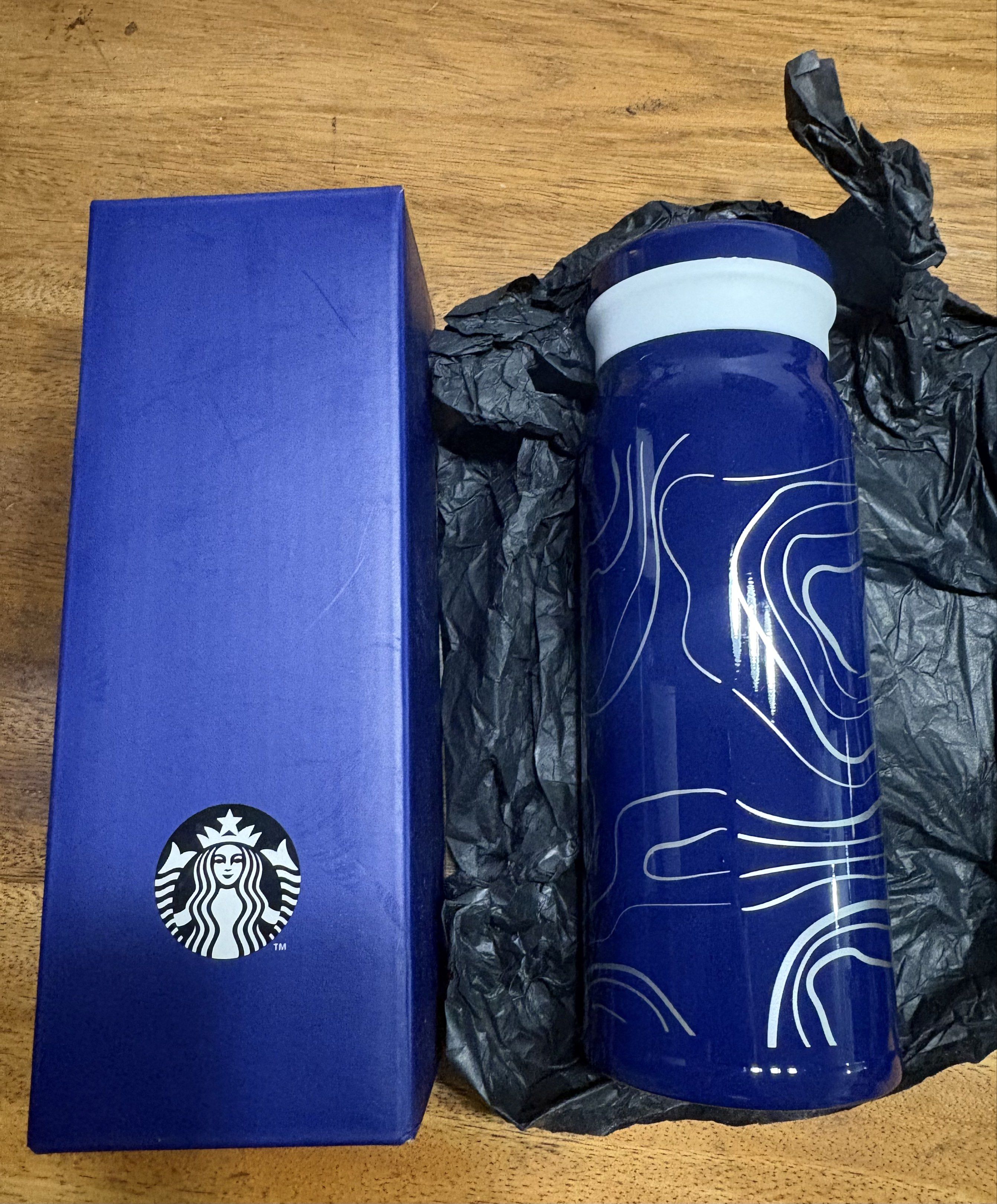 Starbucks Tumbler with Box (Category: Water Bottles & Tumblers) located in San Pedro. Submitted by kitdj (Listing ID 1420498058, Image 2). Description: Starbucks Traditions 2024 Tumbler And 2025 Cold Cup - Brand New - 900 each - 1700 Take All *1st tumbler sold .