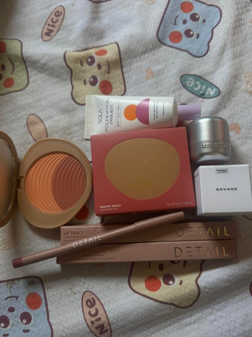 Sunnies, Sola, Issy, Detail (Category: Makeup) located in Manila. Submitted by rjay92 (Listing ID 1420503509, Image 1). Description: WHOLE FACE MAKEUP BUNDLE 🌺 Sunnies Healthy Touch Powder blush (Mademoiselle) 795 srp = 439 only Sola Foundation Primer (Natural Beige) 699 srp = 349 Issy Crème Flush Stick (Savage) 449 srp = 220 Detail Lip Tracer x2 (Velour) 199 srp = 89 each Total bundle price: ₱2341 👎 Bundle price: ₱1350 👍‼️ Location: 📍San Ped