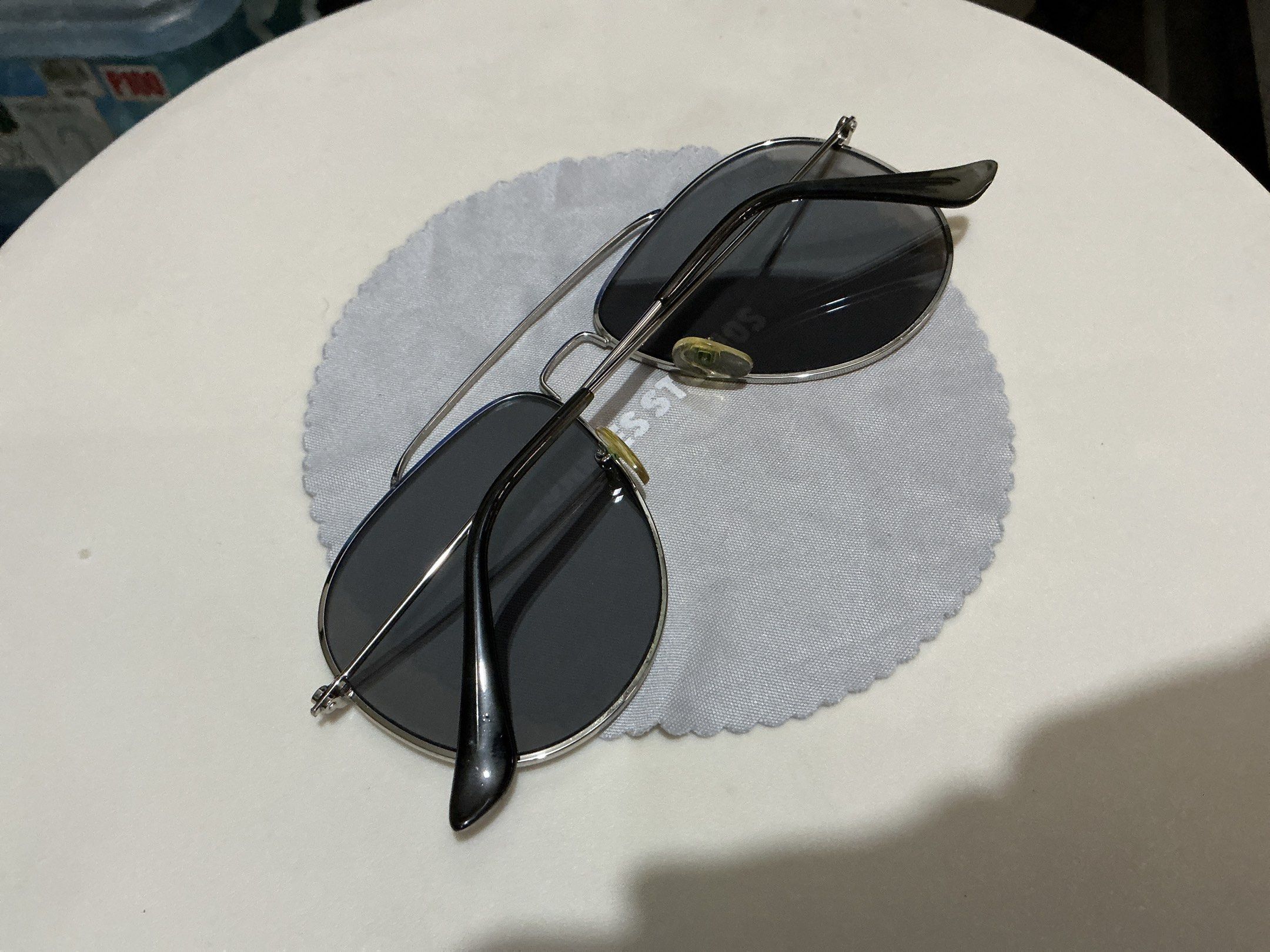 Sunnies Studios Sloan Sunglasses in Silver (Category: Sunglasses & Eyewear) located in Manila. Submitted by harbs05 (Listing ID 1420389894, Image 2). Description: - Sunnies Studios sunglasses - Silver frame - Dark lenses - Includes Sunnies Studios cleaning cloth - Classic aviator design - Perfect for everyday wear - Provides sun protection.