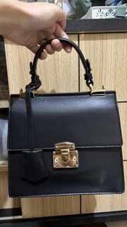 (Kategori: ) berada di . Dikirim oleh dhisaaaay (ID iklan 1420479951, Gambar 1). Deskripsi: .