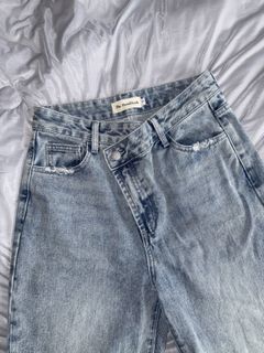 (Category: ) located in . Submitted by tweet1ng (Listing ID 1420456674, Image 1). Description: .