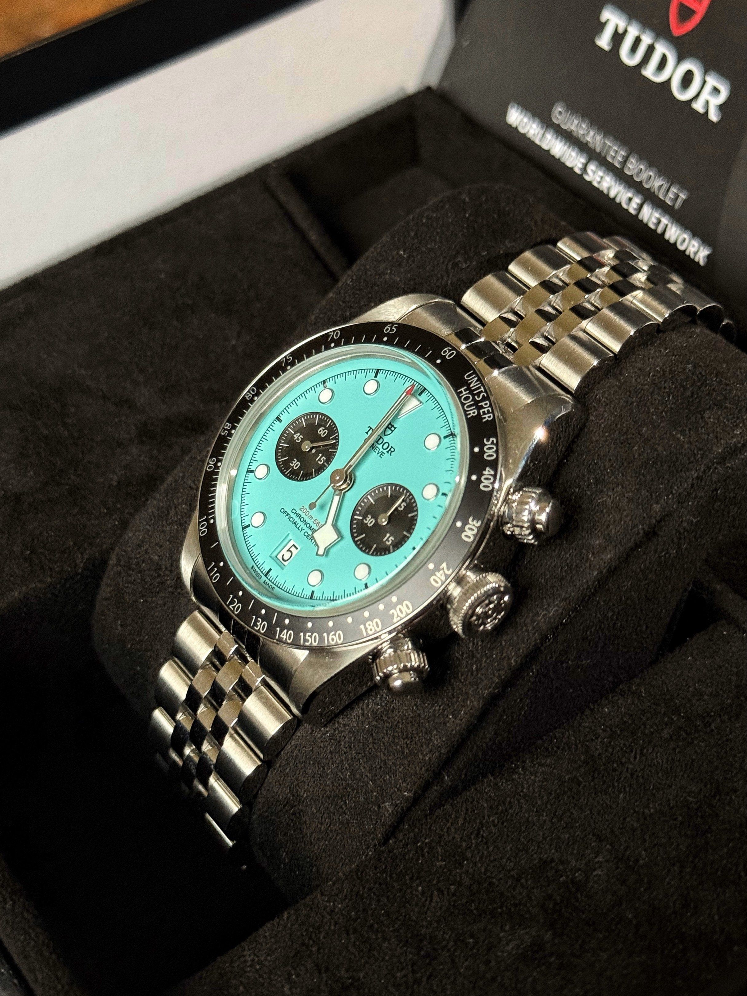 Tudor Black Bay Chrono (Category: Luxury Watches) located in Bacoor. Submitted by baledes (Listing ID 1420464163, Image 3). Description: Tudor Black Bay Chrono Flamingo Blue Turquoise 2025 79360N-0024 Brand New Complete.