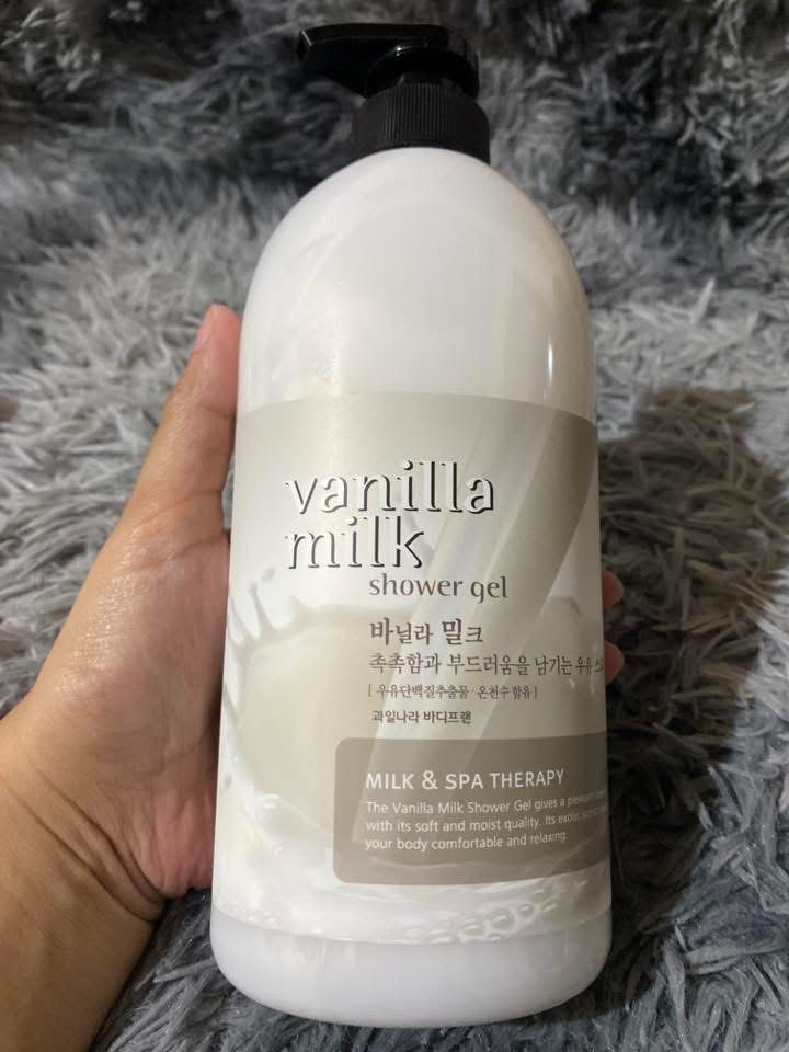 Vanilla Milk Shower Gel (Category: Bath) located in Calamba. Submitted by page_areumone1 (Listing ID 1420521429, Image 1). Description: - Luxurious Vanilla Milk Shower Gel - Leaves skin soft and moisturized - Infused with milk protein extract and hot spring water - Gentle, relaxing fragrance - Perfect for a soothing shower experience.
