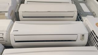 (Category: ) located in . Submitted by mesraaircondspecialist (Listing ID 1420596194, Image 1). Description: .