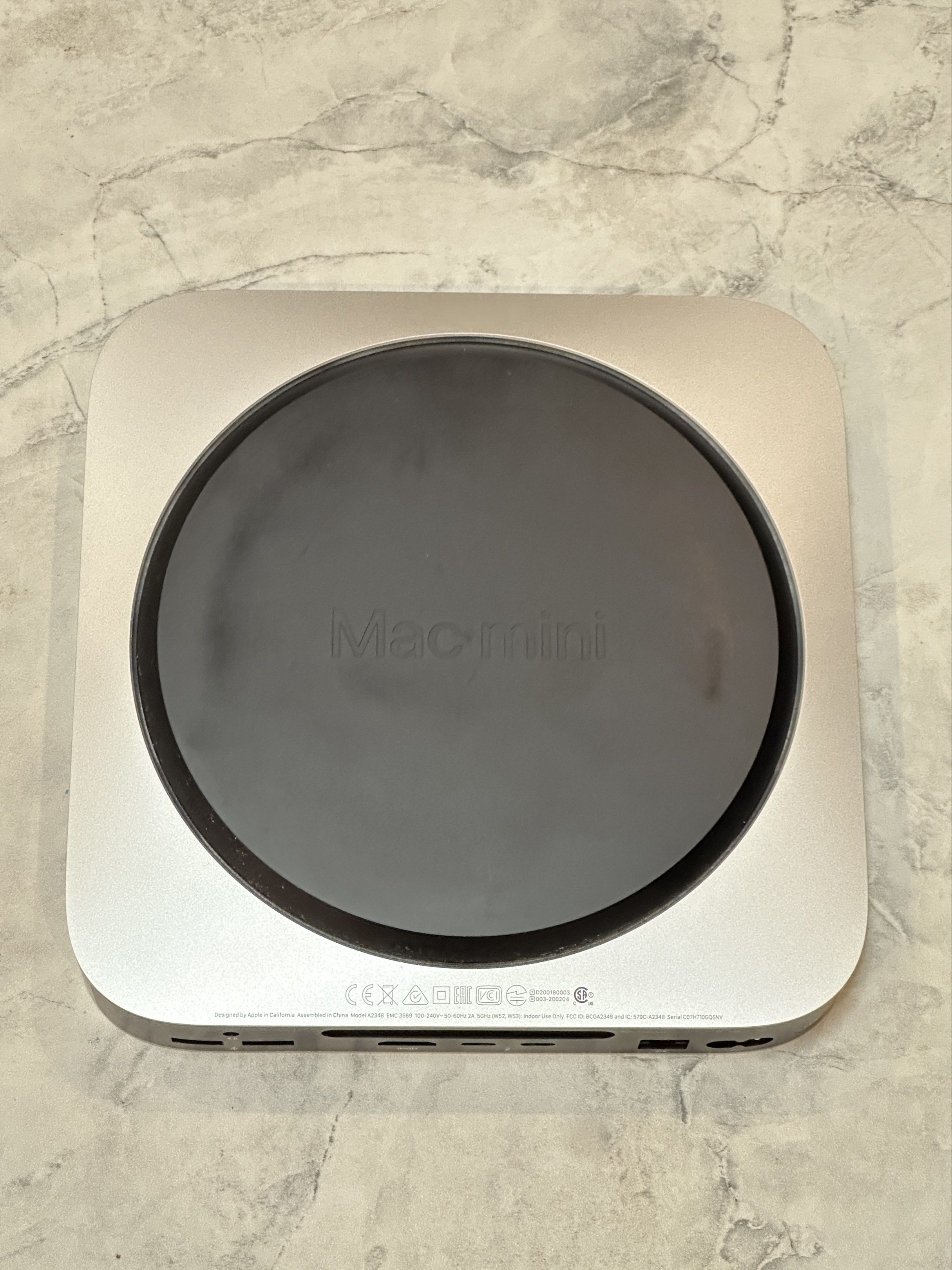 Apple Mac Mini M1 - Base Model (Category: Desktops) located in Quezon City. Submitted by penguinco (Listing ID 1420732697, Image 2). Description: - originally bought from power mac center for ₱45k - 256gb storage, 8gb ram - 3.5mm headphone jack, ethernet, HDMI, USB-A, thunderbolt ports - supports Wi-fi 6 & Bluetooth 5.0 - can update to macOS 26 Tahoe - in perfect working condition - comes with og box, power adapter Last price listed, thank you! D