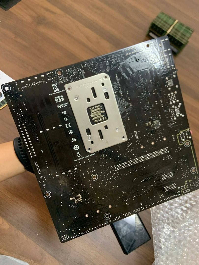 ASUS PRIME B650M-A II [SLIGHTLY USED] (Category: Computer Parts) located in Manila. Submitted by cooldeer-04b414 (Listing ID 1420571385, Image 1). Description: ASUS PRIME B650M-A II [SLIGHTLY USED] 5,300 PHP MODEL- ASUS PRIME B650M-A II CPU-AMD Socket AM5 for AMD Ryzen™ 9000 & 8000 & 7000 Series Chipset-AMD B650 Chipset Memory-4 x DIMM, Max. 192GB, DDR5 7600 Graphics1 x DisplayPort**1 x VGA port 1 x HDMI® port*** Expansion slot-AMD Ryzen™ 9000 & 