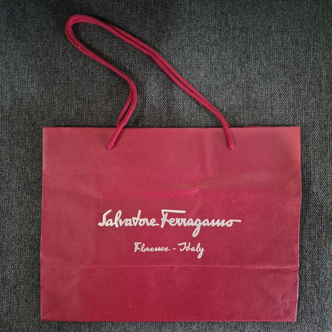 AUTHENTIC LUXURY PAPER BAGS (Category: Luxury Bags & Wallets) located in Manila. Submitted by mkalelx (Listing ID 1420643423, Image 2). Description: FOR SALE: AUTHENTIC LUXURY PAPER BAGS •Price: 300 each •Authentic •Location: Antipolo •Meetup: Robinsons Antipolo •Can ship via LBC, Lalamove, J&T. •Buyer shoulders the shipping fee. .