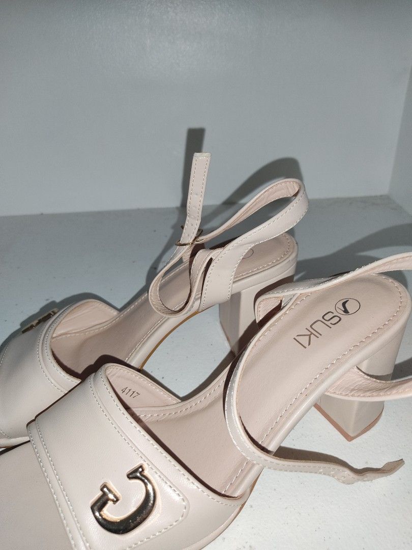 beige block heel sandals (Category: Heels) located in Manila. Submitted by weirddepo__ (Listing ID 1420643564, Image 3). Description: ✮ price is negotiable if sure buyer ✮ dm for more deets! can send more photos for reference :).