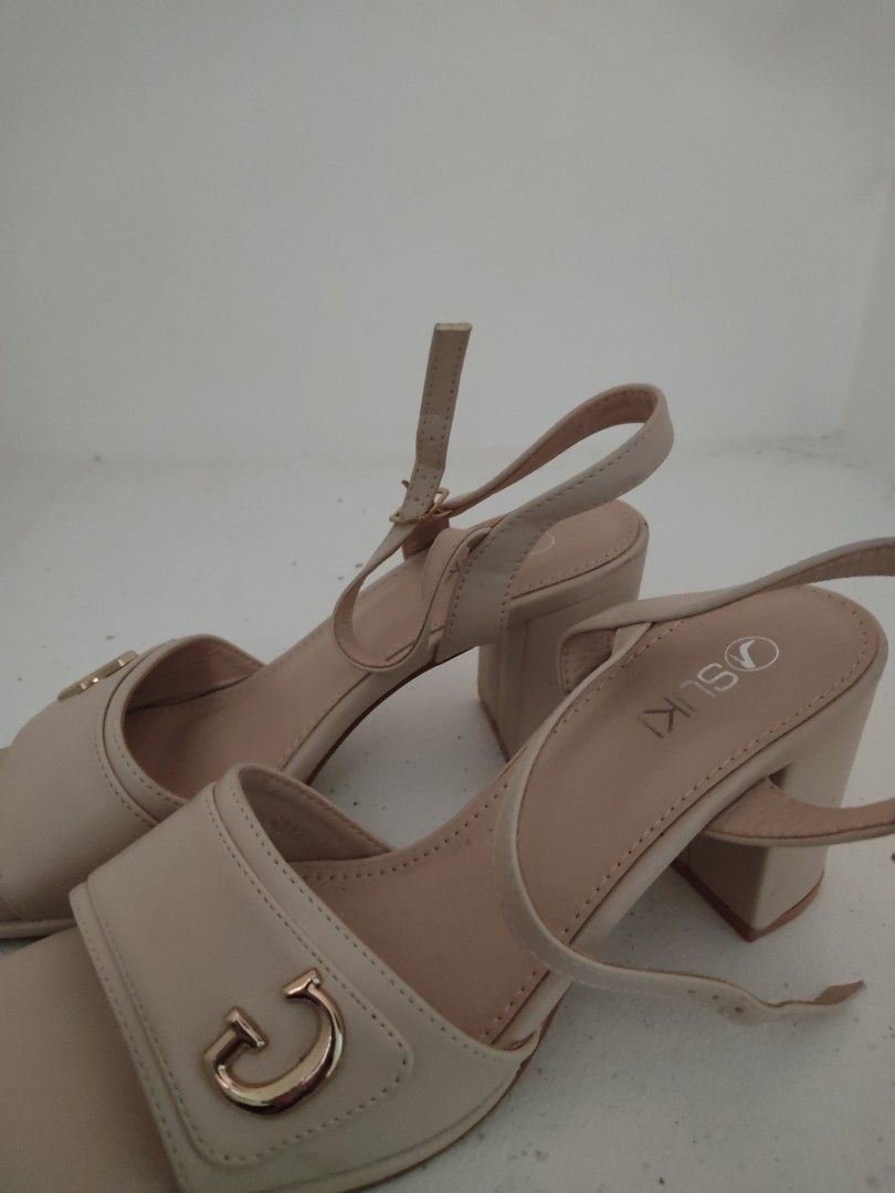 beige block heel sandals (Category: Heels) located in Manila. Submitted by weirddepo__ (Listing ID 1420643564, Image 1). Description: ✮ price is negotiable if sure buyer ✮ dm for more deets! can send more photos for reference :).