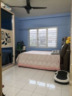 (Category: ) located in . Submitted by yelowishb (Listing ID 1420593505, Image 1). Description: .