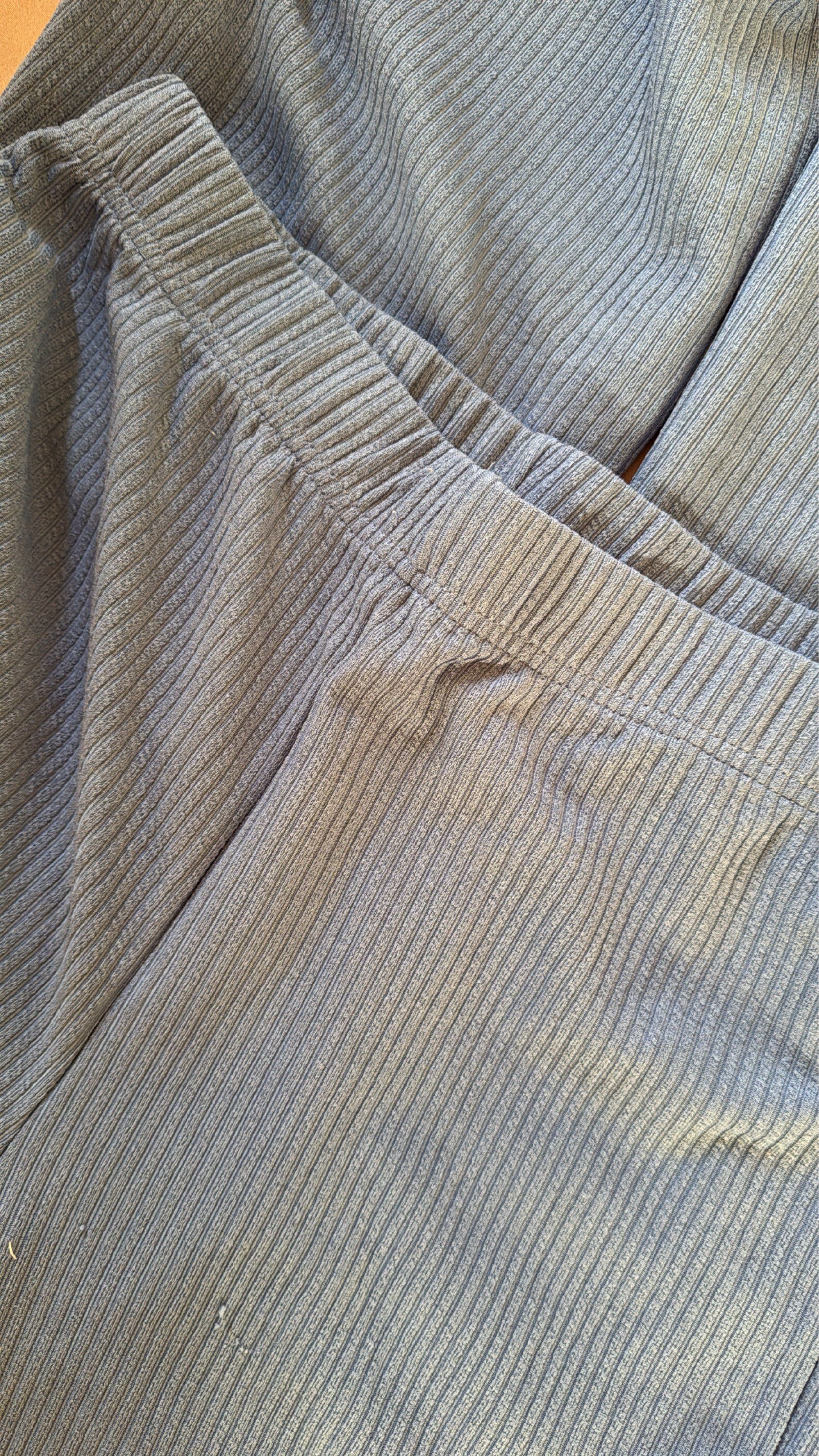 Blue Ribbed Flare Pants (Category: Other Bottoms) located in Silang. Submitted by declutter_cat (Listing ID 1420638261, Image 3). Description: Shein Flare Pants L on tag, fits M-L Worn once, good as new. RSF: decluttering Meet up: Around Dasma, Tagaytay, Silang MOP: Gcash & Bank .