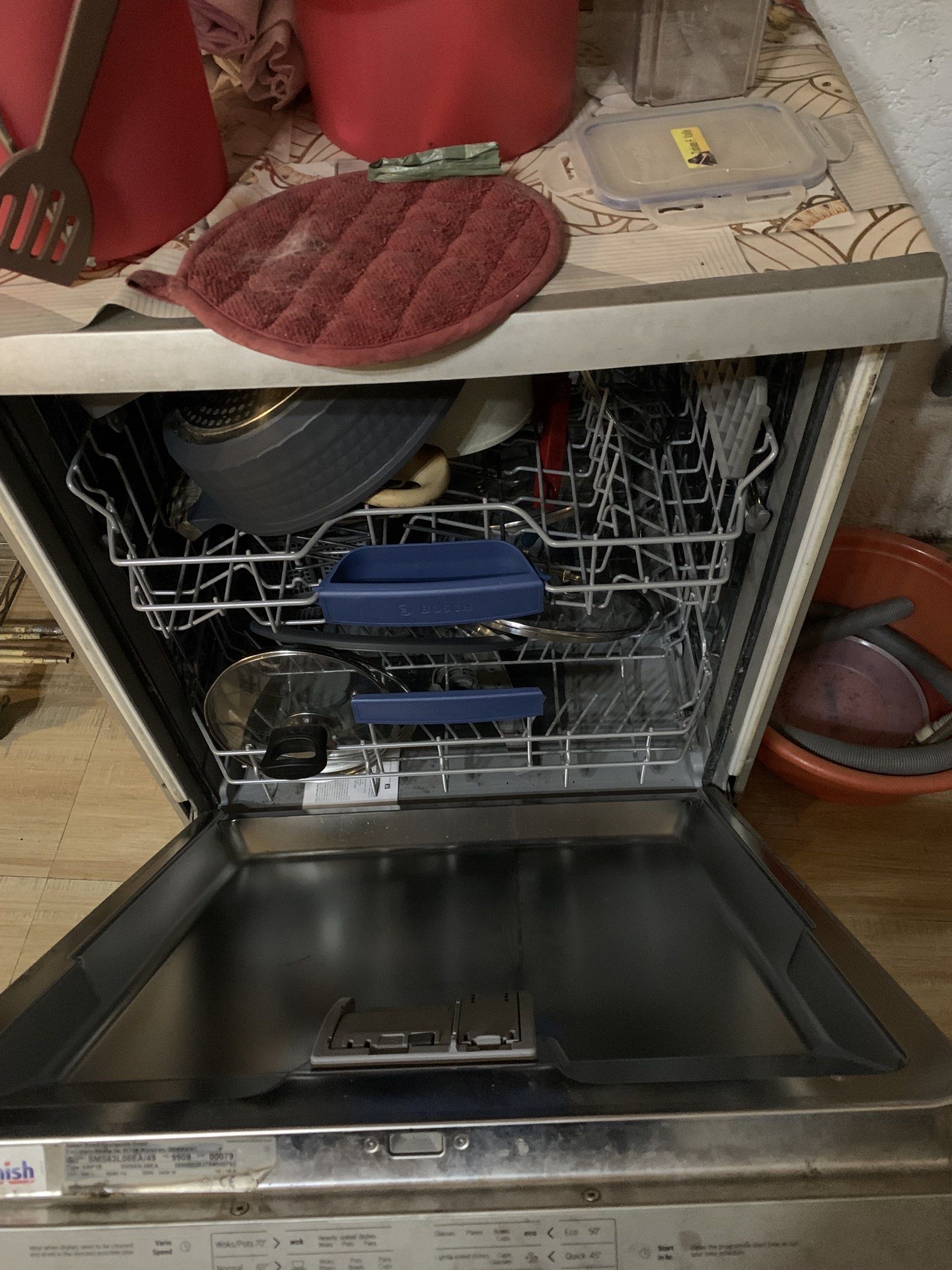 Bosch Dishwasher (Defective). (Category: Dishwasher) located in Quezon City. Submitted by carlos132 (Listing ID 1420674618, Image 2). Description: Selling our Bosch Series 4 Freestanding Dishwasher (Stainless Steel). PLEASE READ: This unit was exposed to floodwater. It has been thoroughly cleaned and dried, but we are selling it “As-Is” for a fair price to someone handy or looking for parts..