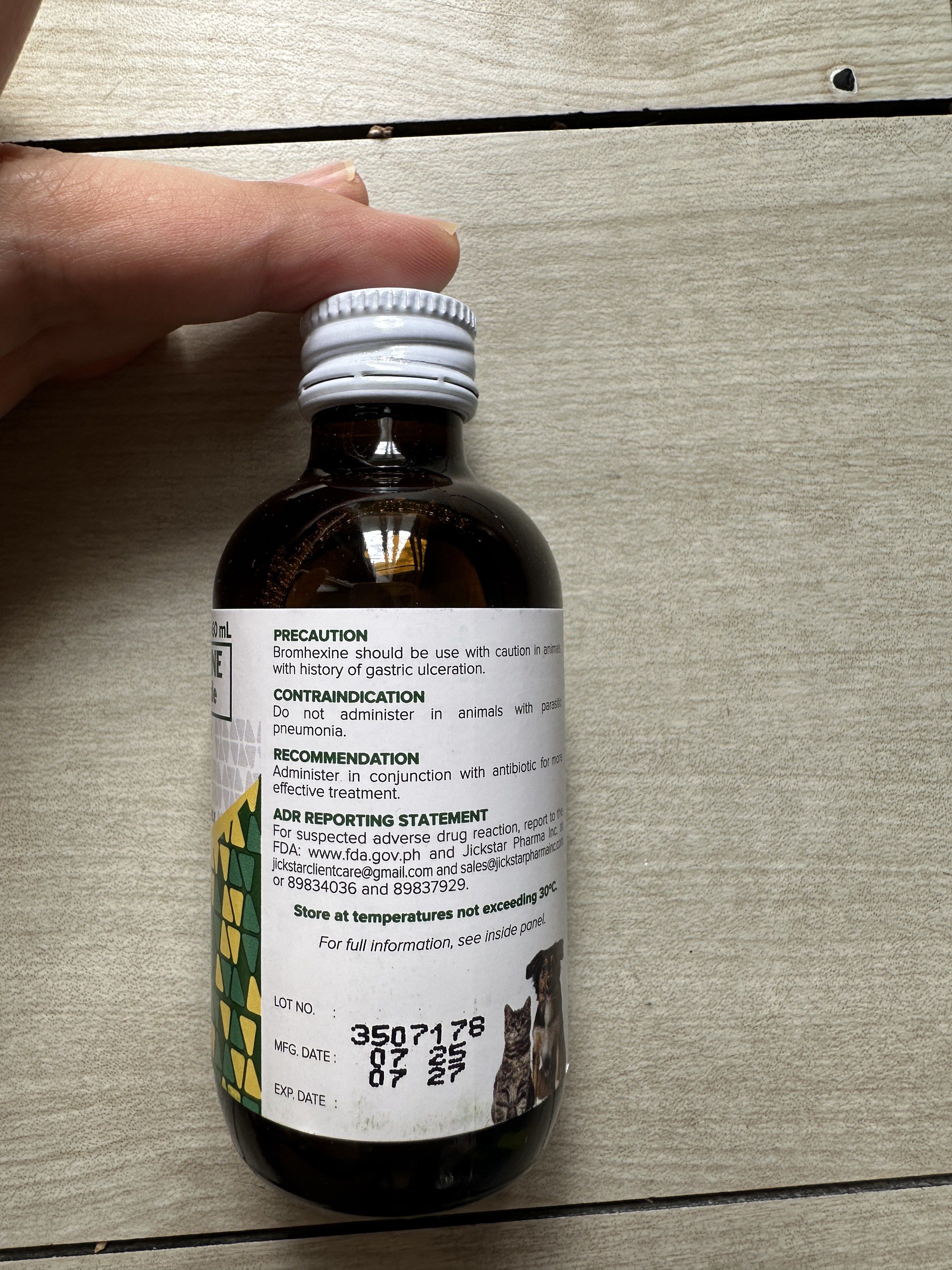 Canibrom Bromhexine Hydrochloride Syrup 60ml (Category: Homes & Other Pet Accessories) located in Pasig City. Submitted by shopnowbubba (Listing ID 1420616456, Image 3). Description: Selling Canibrom Bromhexine Hydrochloride Syrup (60 mL) for dogs and cats. Bought for my pet but no longer needed. I have one bottle remaining. Details: • Brand: Canibrom • Active ingredient: Bromhexine Hydrochloride 800 mcg/mL • Volume: 60 mL per bottle • Condition: