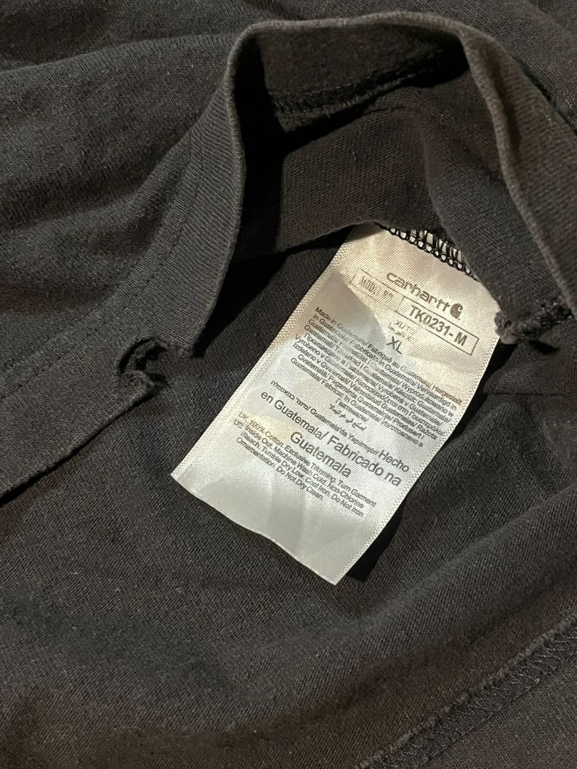 Carhartt TK0231-M Black Long sleeve (Category: Activewear) located in Batangas. Submitted by ukayro (Listing ID 1420708017, Image 3). Description: Carhartt TK0231-M BLK XL Loose Fit 27 W 32 L Issue: pinholes, bite-like on hem.