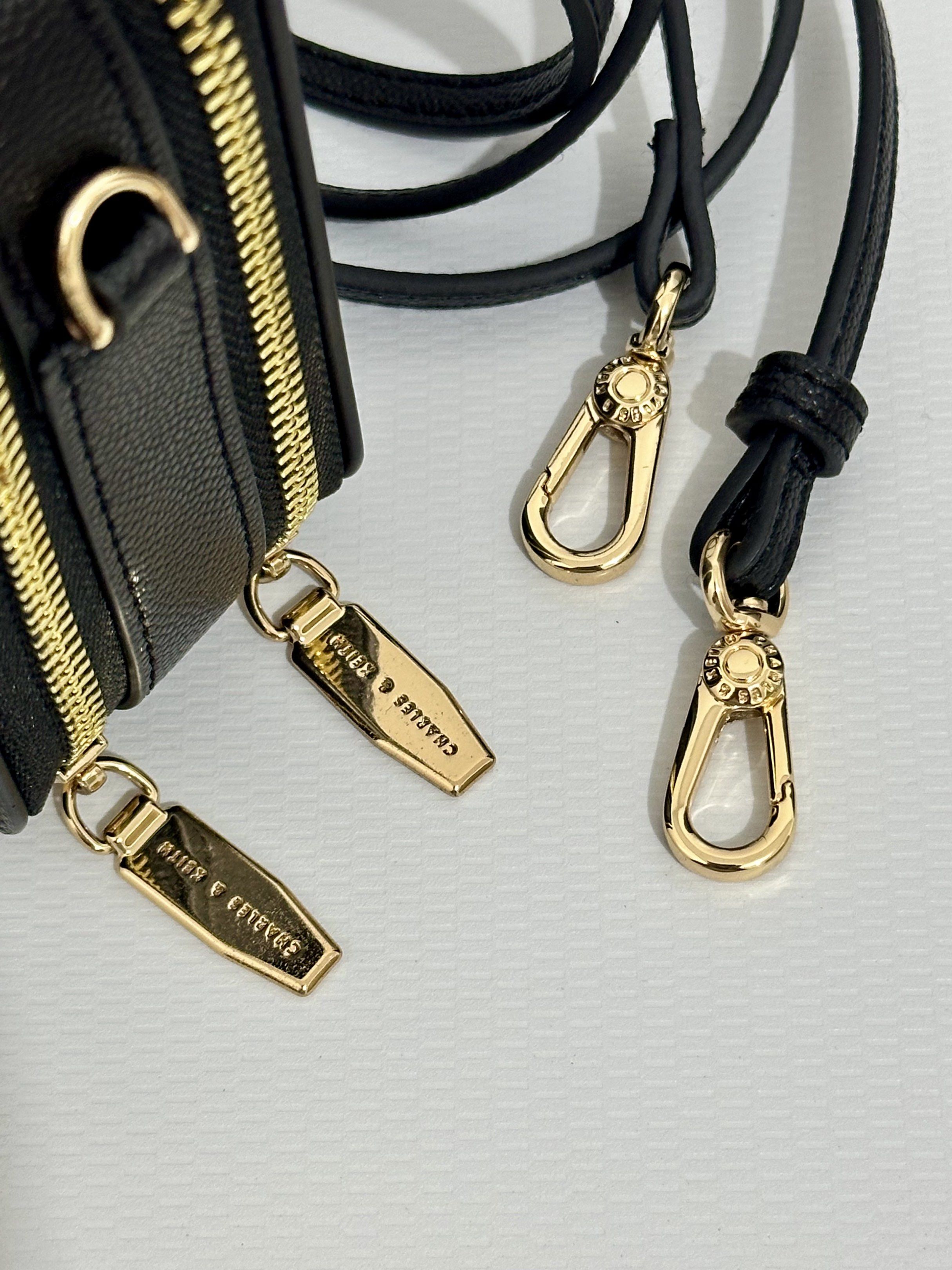 Charles & Keith Quilted Boxy Long Wallet - Black (Category: Wallets & Card holders) located in Cavite. Submitted by caitbelly (Listing ID 1420672743, Image 2). Description: Quilted Boxy Long Wallet ~ used but not abused ~ original but no box/paper bag color: black.