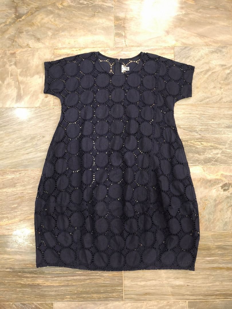 Comme Des Garcon Dress (Category: Luxury Apparel) located in Lucena. Submitted by 0174.archive (Listing ID 1420576209, Image 1). Description: very good used condition no flaws Actual Measurements (inches) Bust: 22.5 Length:40 Shoulder: Waist:24 Sleeve Length:6.5 Message before buying if you have question Items are new / pre-loved / second hand used Manage your expectations Buy with confidence. No return no exchange.
