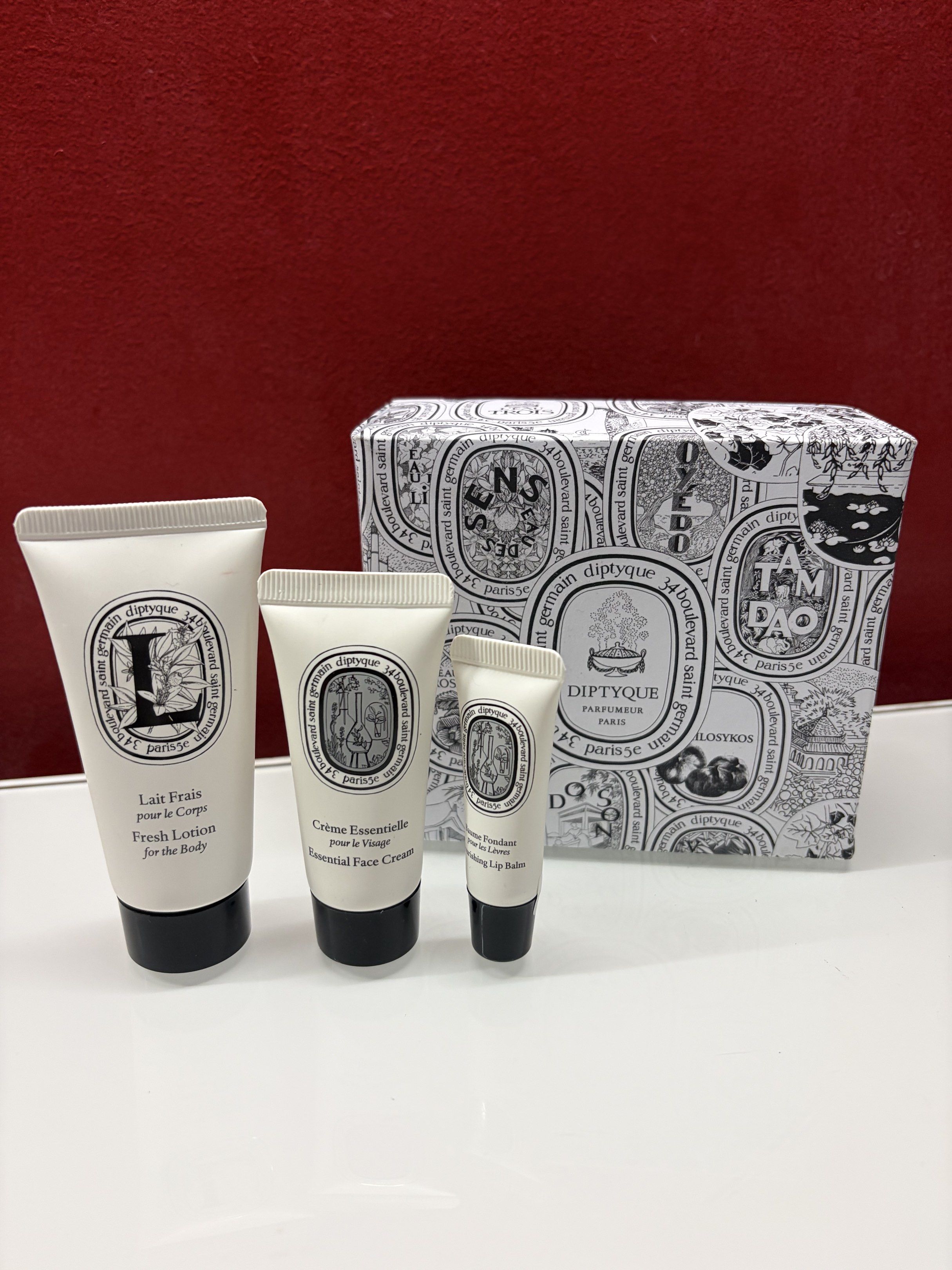 Diptyque lotion moisturizer lip (Category: Bath) located in Manila. Submitted by coolandchic (Listing ID 1420697173, Image 1). Description: .