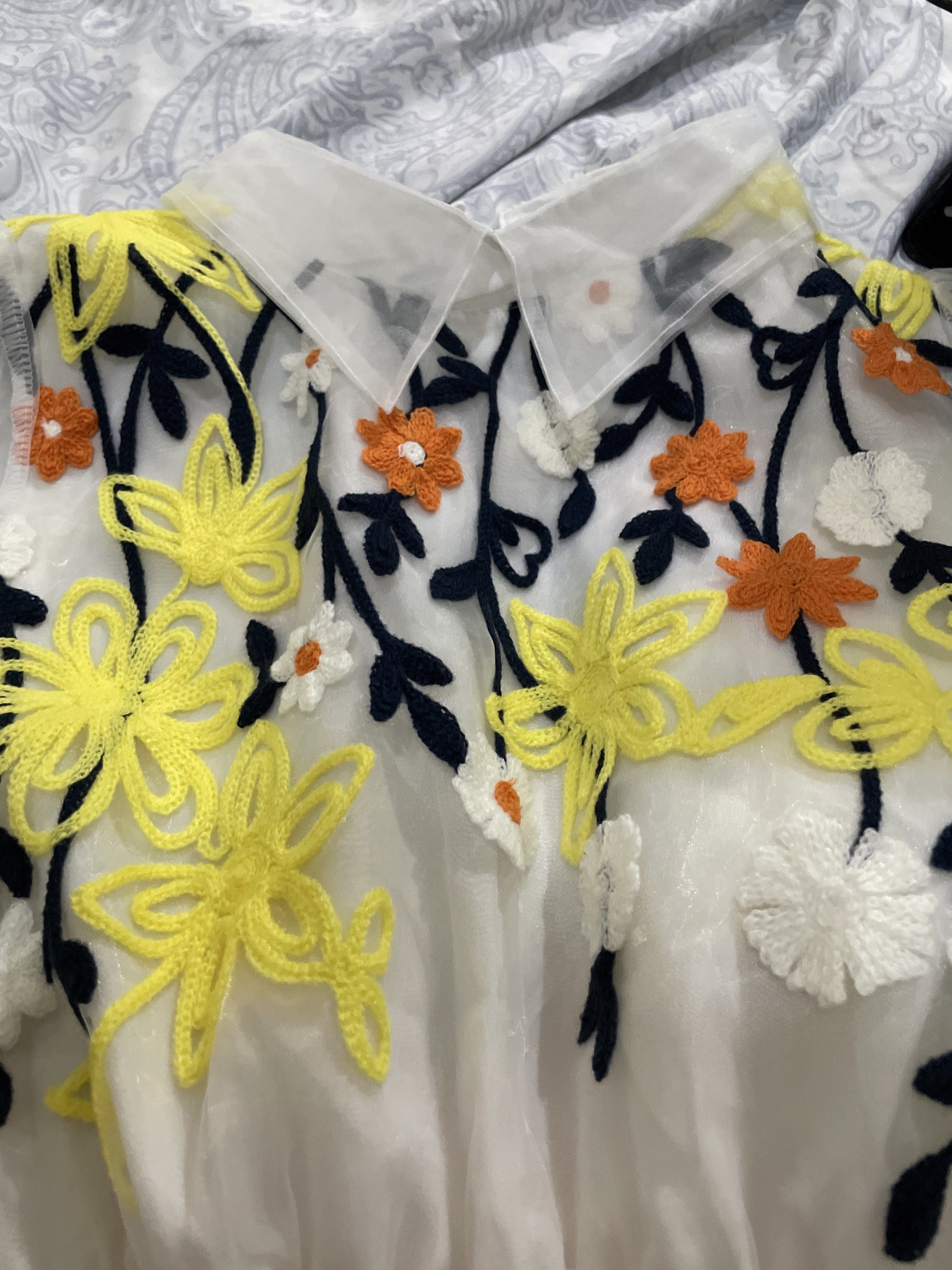 Embroidered Floral Maxi Dress (Category: Dresses) located in Makati City. Submitted by katkatkat1989 (Listing ID 1420664893, Image 3). Description: embroidered bodice with a collar. sleeves with lace detailing at the cuffs. skirt is a flowing, light pink chiffon..