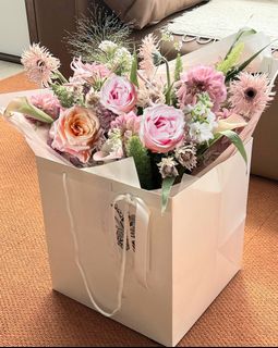 (Category: ) located in . Submitted by etoileflowers (Listing ID 1420585227, Image 1). Description: .