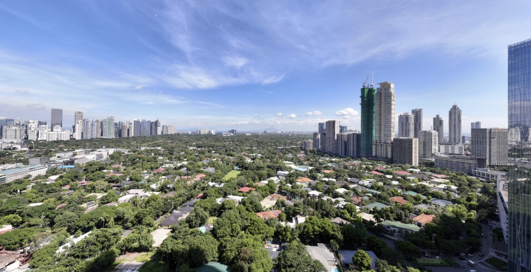For Sale: Park Central Towers - 3 Bedroom Sky View Villa Plus, Urdaneta ...