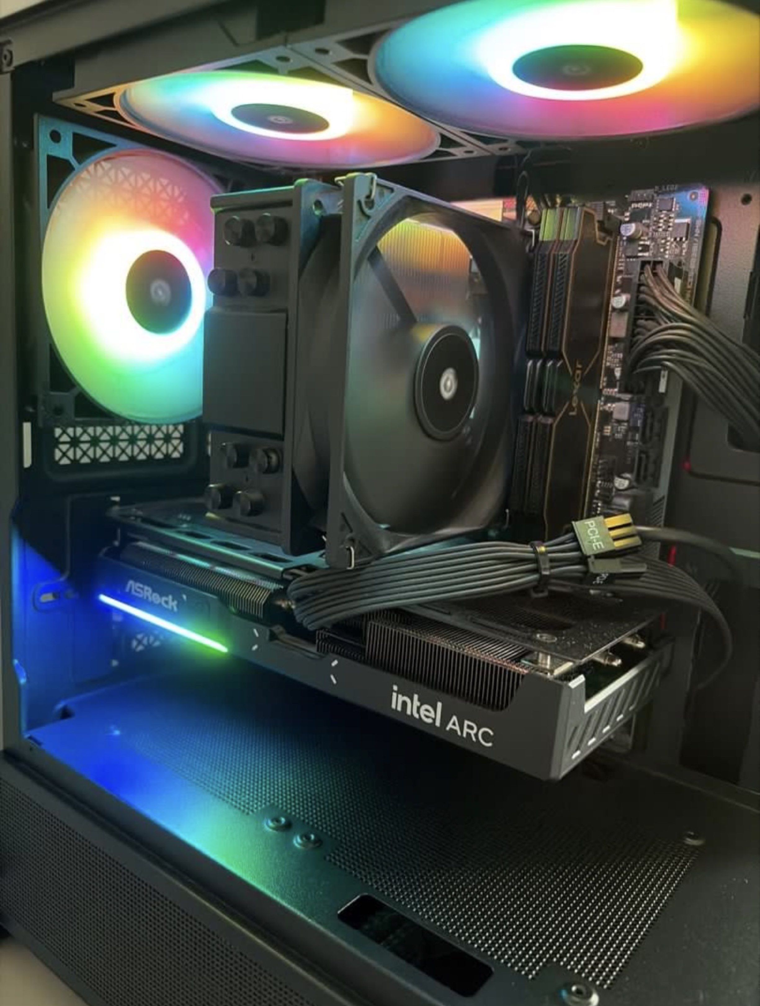 Gaming pc65605251220355111