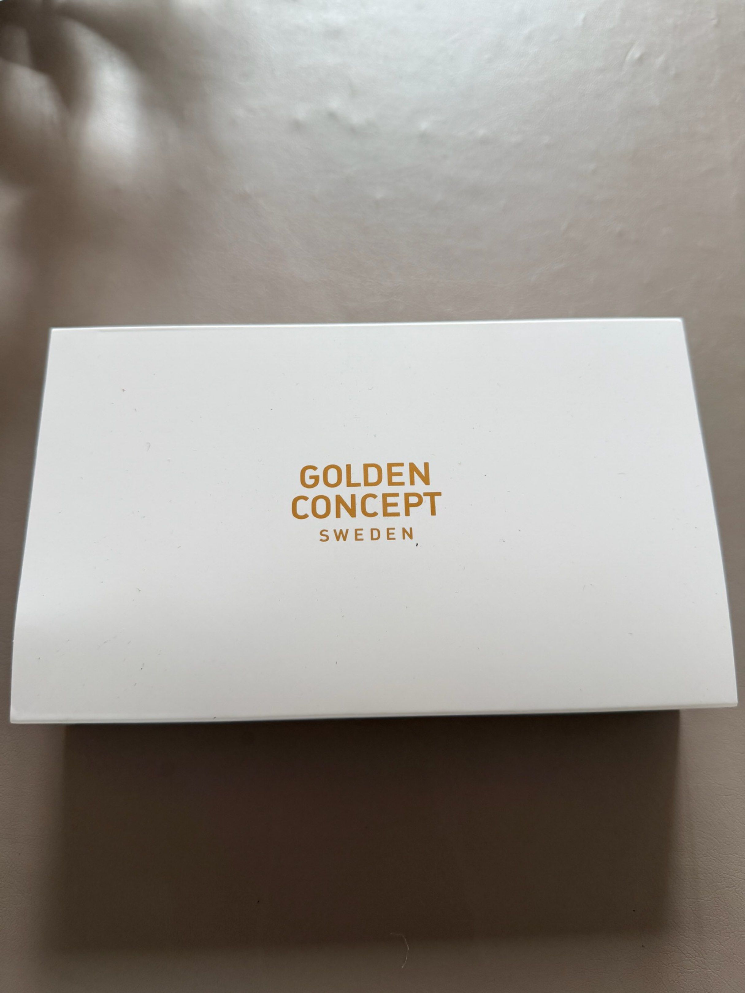 Golden Concept Alcantara Blue iPhone 17 Pro Case, 手提電話, 手機 
