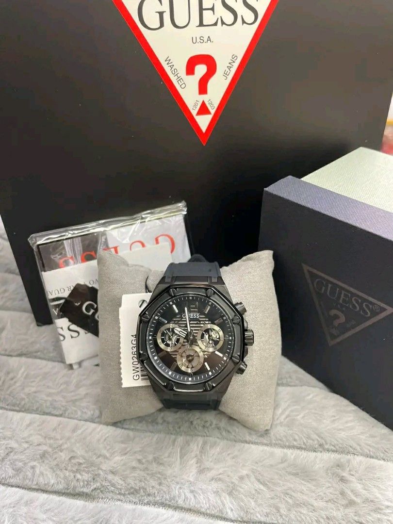 Guess Men's Chronograph Watch (Category: Men's Watches) located in Manila. Submitted by authenticbagswatchesco (Listing ID 1420614227, Image 3). Description: - Guess men's chronograph watch - Multi-dial design - Comfortable strap - Available colors: blue, black, red - Includes original box and tags - Perfect for everyday wear or as a gift NEW ARRIVAL 🇯🇵 Original Guess Selling Price : ₱3,950 each ✅44mm size /unisex ✅ Authentic ✅️Battery ✅ comple