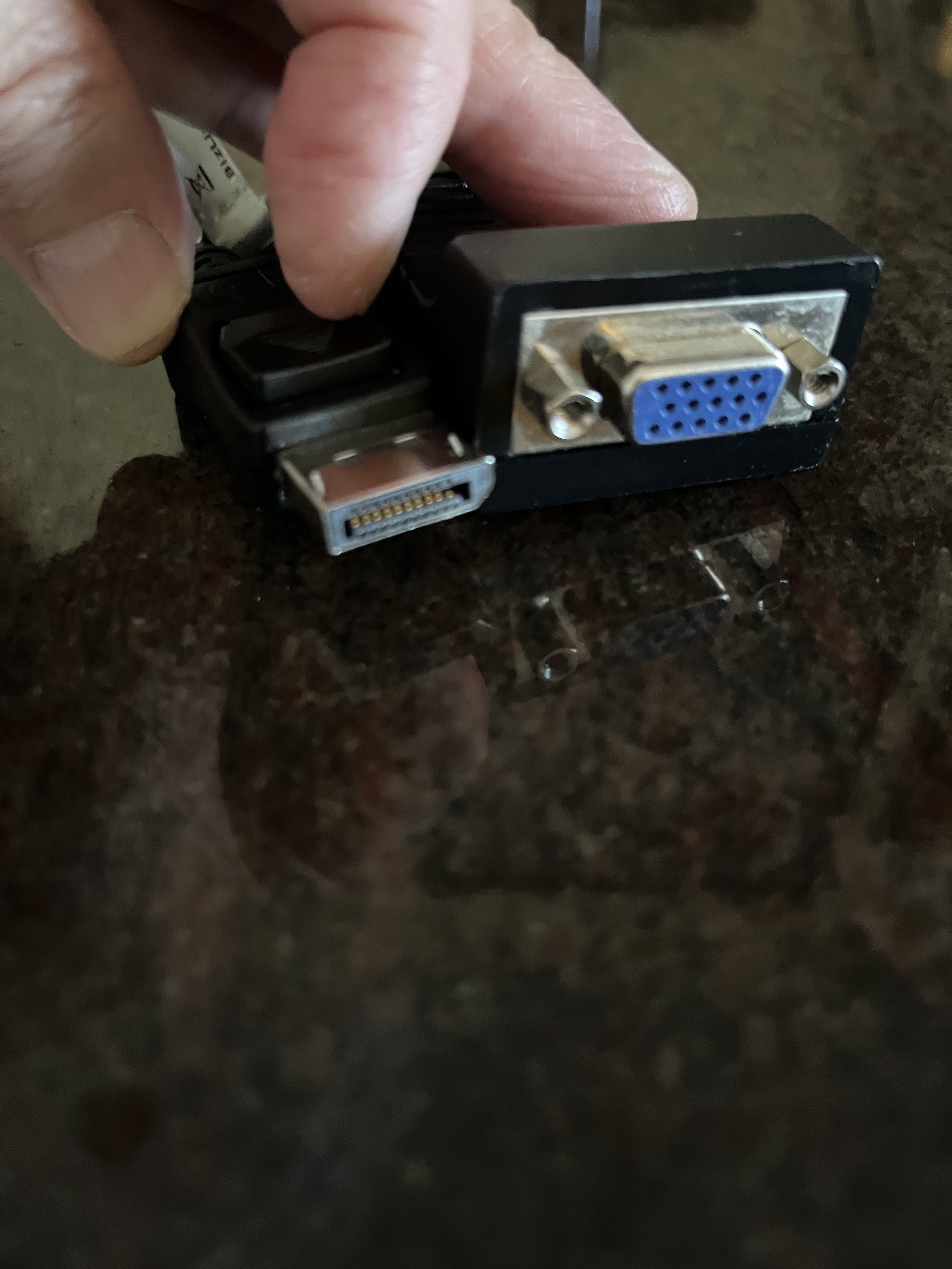 HDMI to VGA Adapter Cable405974641520814080