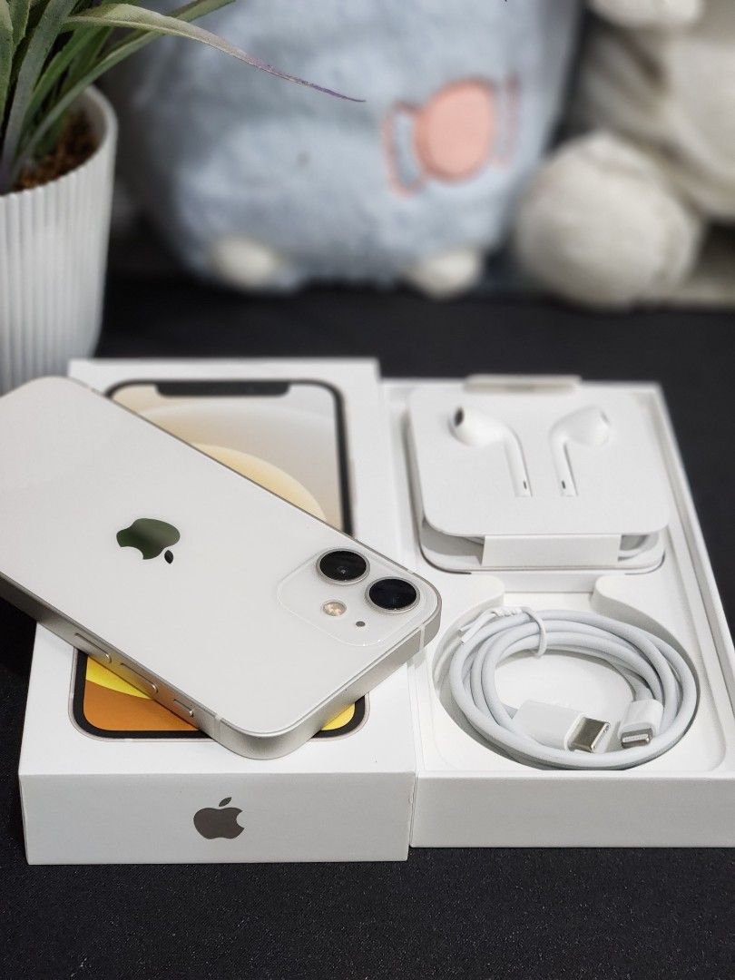 IPHONE 12 MINI 128GB with box (Category: iPhone 12 Series) located in Mandaluyong City. Submitted by cellspaceph (Listing ID 1420615304, Image 3). Description: IPHONE 12 MINI 128GB factory unlocked 79% battery health All working Any sim No issue Php10,000 ‼️ with original box,cable,headset no swap 📍near mrt shaw.