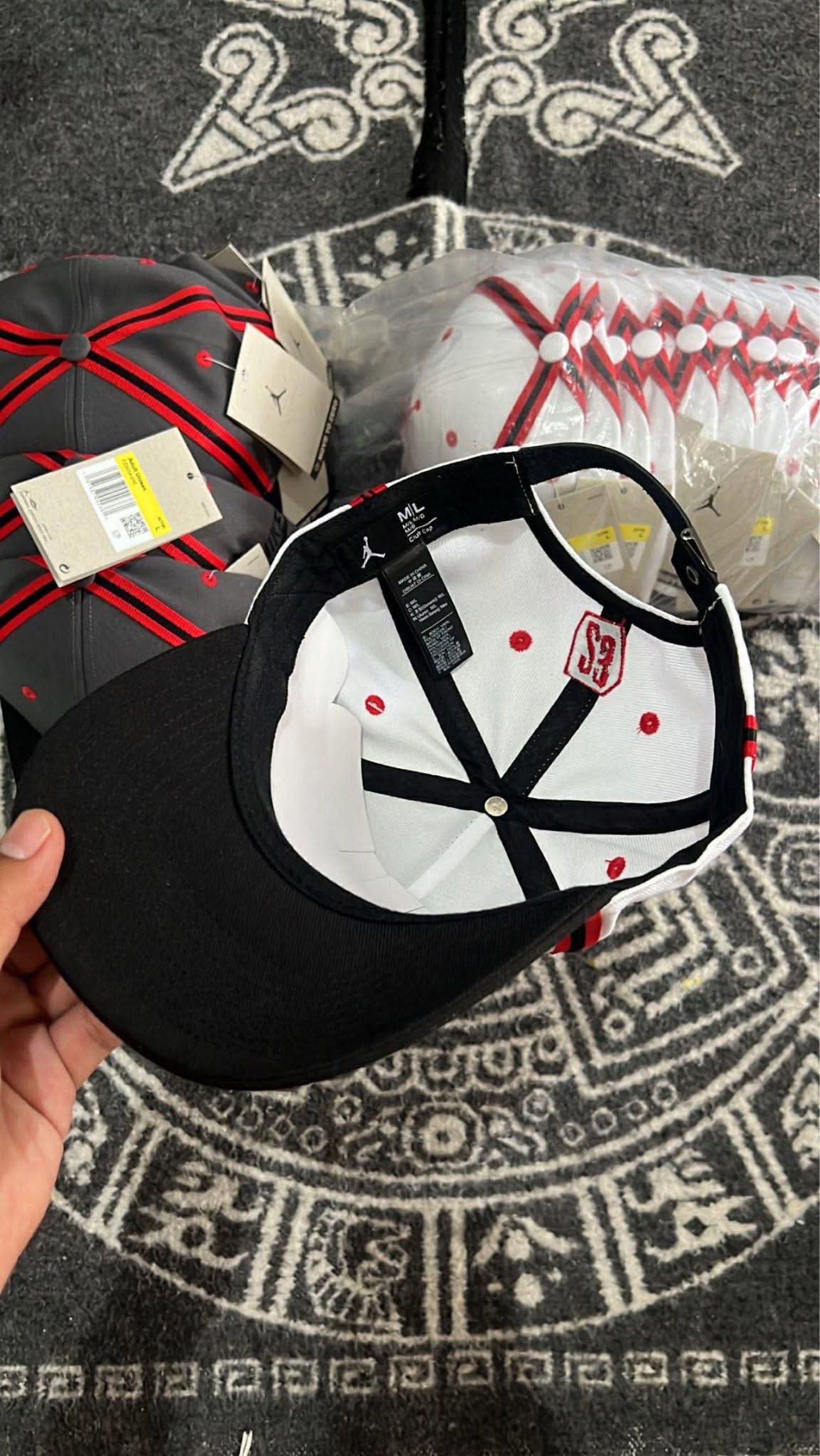 Jordan X Awake Club Hat (Category: Caps & Hats) located in Bacoor. Submitted by basicthrift (Listing ID 1420624752, Image 3). Description: .