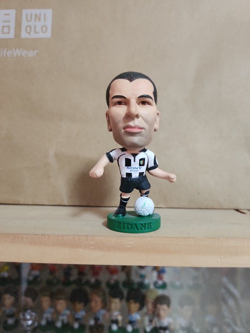 Juventus Zinedine Zidane Corinthian Prostars Figurine From Legend