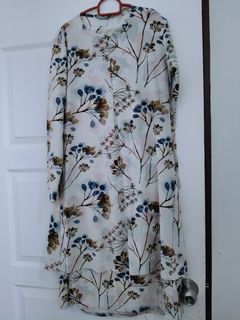 (Category: ) located in . Submitted by NewNPreloved (Listing ID 1420711640, Image 1). Description: .