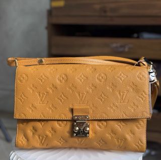 （分類：）位於 。 由 luxuryking. 提交（商品編號 1420690136，圖片 1）。簡介： 。