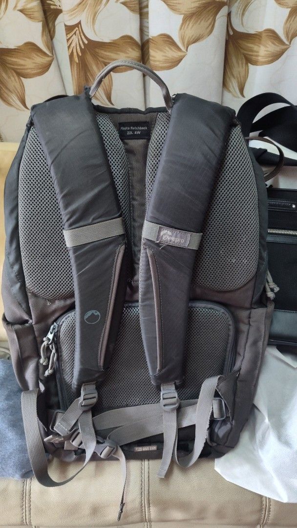 Lowepro Backpack (Category: Backpacks) located in Quezon City. Submitted by edwinvuru (Listing ID 1420581961, Image 2). Description: - Spacious main compartment - Padded shoulder straps for comfort - Front pocket with Lowepro logo - Breathable mesh back design - Interior mesh pocket for organization - Suitable for everyday use.