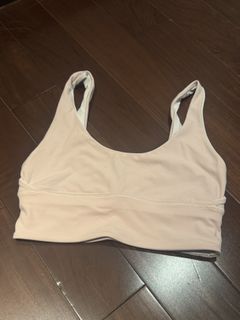 （分類：）位於 。 由 clothess.a 提交（商品編號 1420655531，圖片 1）。簡介： 。