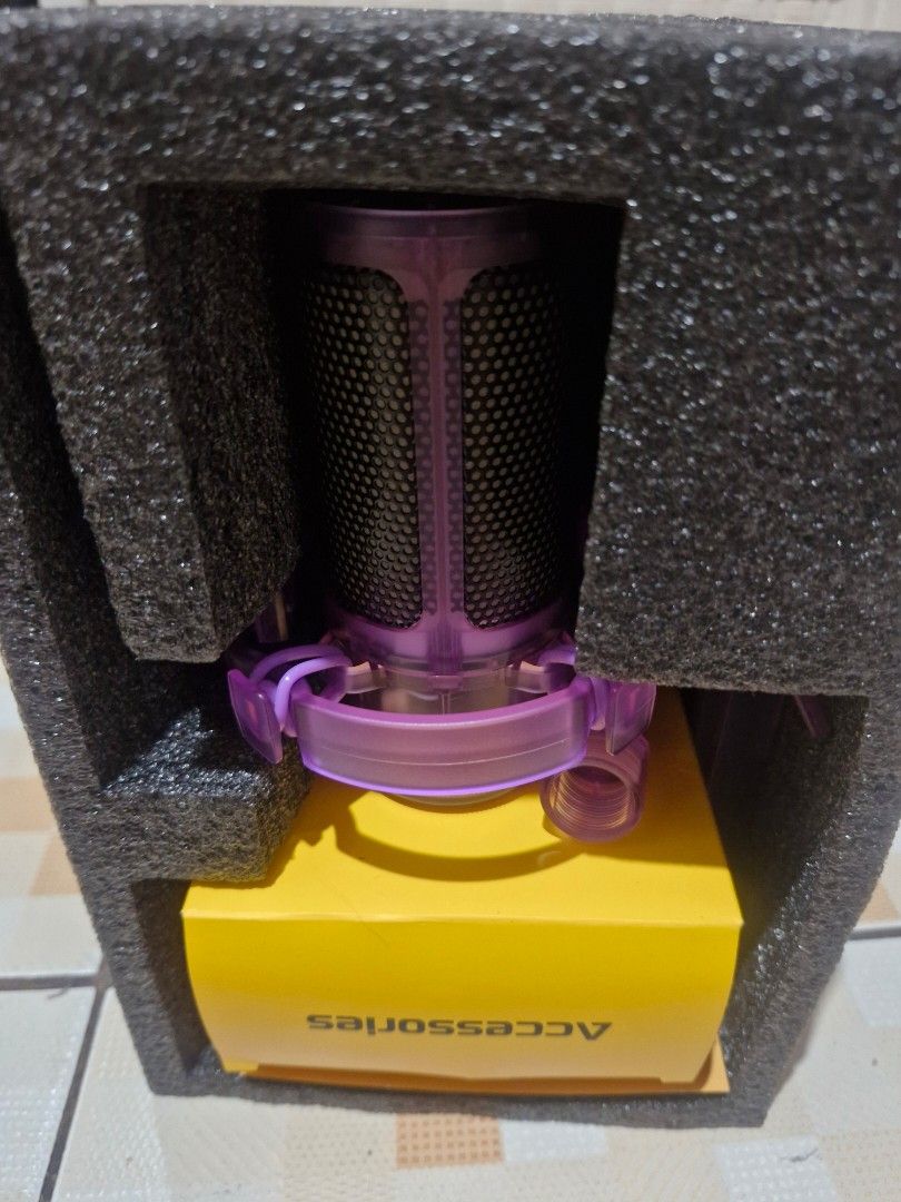 Maono DGM20 Gaming USB Microphone (Category: Microphones) located in Bacolod City. Submitted by racielle (Listing ID 1420636336, Image 2). Description: - Maono DGM20 USB Gaming Microphone - Noise cancelling - Controllable RGB lights - One-button mute - Includes shock mount and pop filter - Real-time monitoring - Adjustable gain - Accessories included - Made in China.