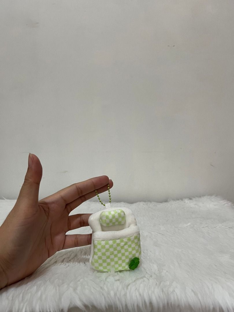 Mini Doll/Figure Sleeping Bed (Category: Kids Toys) located in Makati City. Submitted by cloudyish_skies (Listing ID 1420668318, Image 3). Description: BED ONLY..
