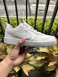 (Category: ) located in . Submitted by sneakerhead84 (Listing ID 1420612780, Image 1). Description: .
