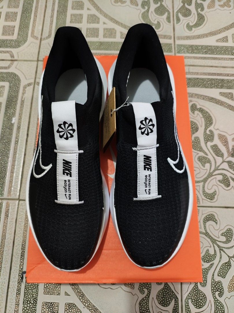 Nike Mens Interact Run EasyOn Shoes(Size 9) (Category: Sneakers) located in Baguio. Submitted by skwaterskalper (Listing ID 1420739459, Image 2). Description: Nike Mens Interact Run EasyOn Shoes(Size 9) *OG *NWB *Google Searchable +Shipping Fee Gcash Payment (0931 128 5121)Next Day Shipping Send full shipping details once settled(Name/Address/Contact #) FB@SkwaterSkalper/Vigee Patongay.