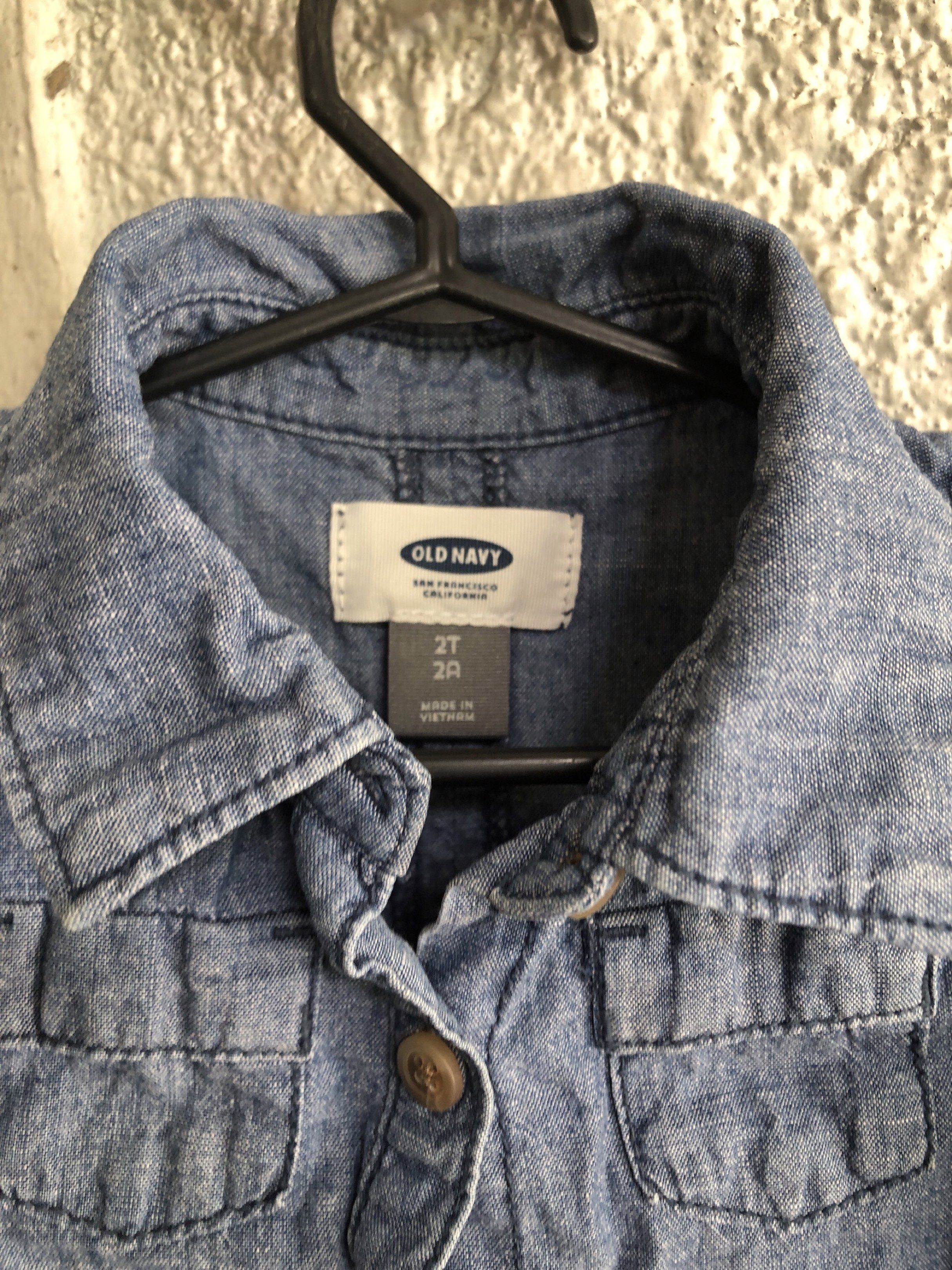 Old navy dress (Category: Babies & Kids Fashion) located in Taytay. Submitted by kylebern (Listing ID 1420576532, Image 2). Description: Denim dress Old navy brand 2t on tag Taytay rizal area More items pls check my acct.
