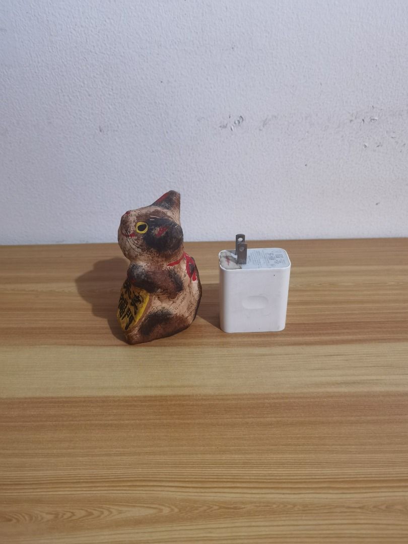 Paper Mache Maneki-Neko (Lucky Cat) (Category: Other Home Decor) located in Taguig. Submitted by kalabasza (Listing ID 1420738530, Image 3). Description: 📌 This is a preloved item. Please manage your expectation. 📌 Actual item posted. 📌 Item is in good condition. 📌 Product Color may slightly vary due to Photographic Lighting. 📌 Location: Taguig 📌 MOP: GCash. Payment first before ship. 📌 MOD: J&T, LBC, GoGo or Lalamove. 📌 DF/SF at buyer's 