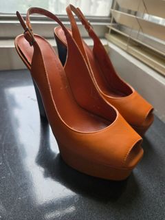 (Category: ) located in . Submitted by helloshopgirl (Listing ID 1420701074, Image 1). Description: .