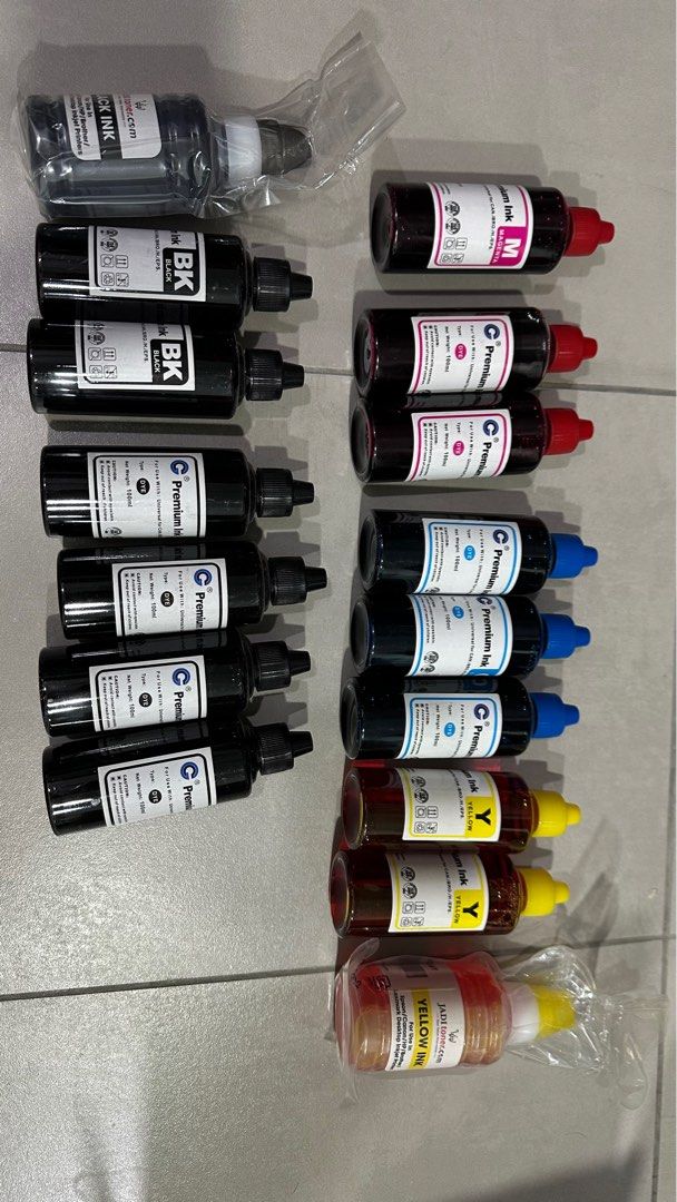 Printer refillable Ink (Category: Printers, Scanners & Copiers) located in Petaling Jaya. Submitted by missyew620 (Listing ID 1420593111, Image 2). Description: Printer refillable ink, RM10 per can, include shipping. Take all 16 cans with RM150 free shipping .