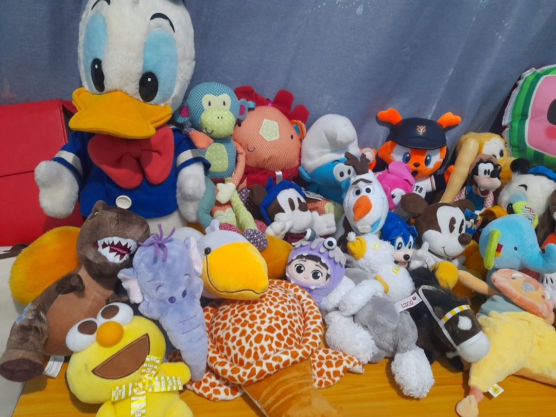 COCOMELON DISNEY Random STUFFEDTOYS (Category: Plushies & Soft Toys) located in Quezon City. Submitted by bartholomews2000 (Listing ID 1420711561, Image 3). Description: take all preloved magagamda pa, some may stains as is po. sobra dami stuffed toys ni LO. fairview qc gcash lalamove.