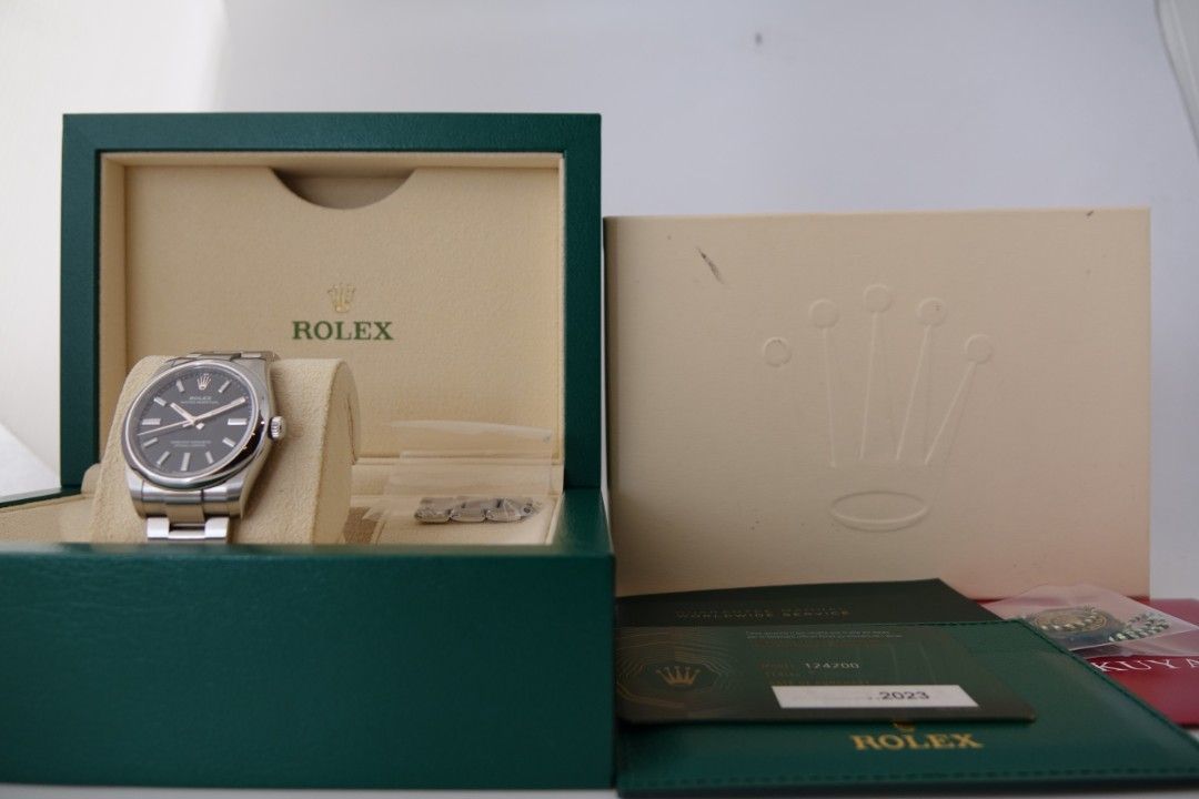 Rolex Oyster Operpetual 34 124200 black full set (Category: Watches) located in Singapore. Submitted by wristime (Listing ID 1420709812, Image 3). Description: Join our tele channel for the latest updates and exclusive deals! Presenting the Rolex Oyster Perpetual Ref. 124200-0010 — retailing at approximately SGD 9,000, skip the waitlist and secure one here under retail. A modern classic from Rolex’s entry sports lineup, it comes in the clean and 