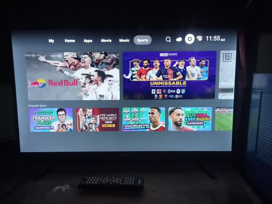 Smart Tv 32inches (Category: TV) located in Manila. Submitted by brightocean_097a0c (Listing ID 1420742571, Image 2). Description: 32inches smart tv almost new po with box and warranty. check to sawa upon pick up ☑️ Open for VC para ma check niyo po!.