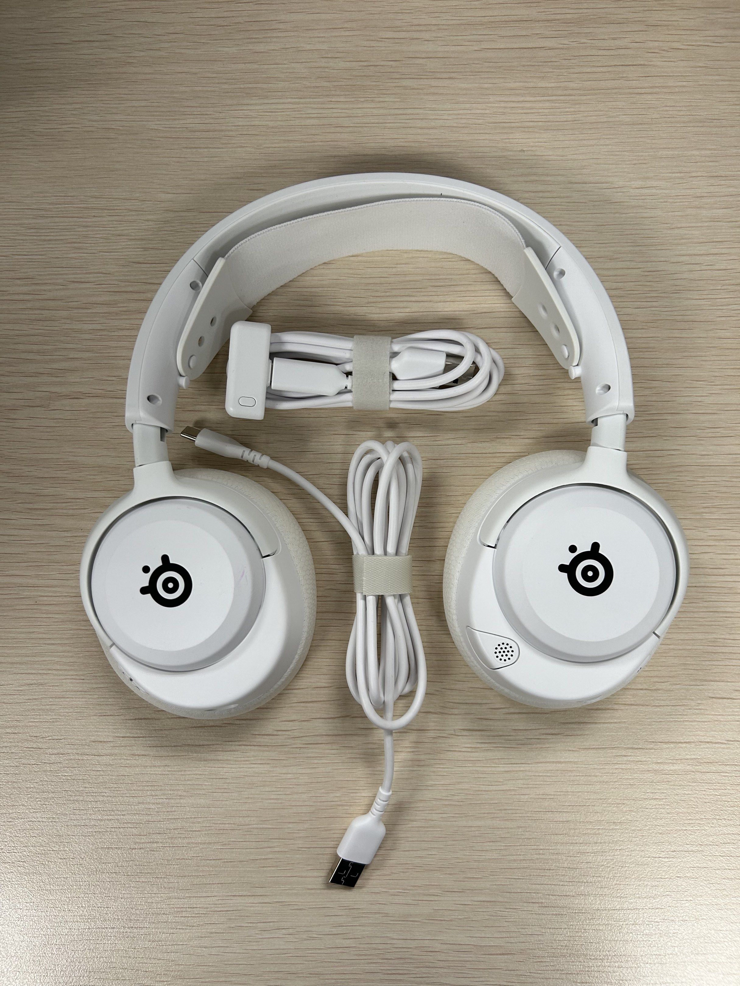 SteelSeries Arctis Nova 5 Wireless Gaming Headset - White65561359062019111