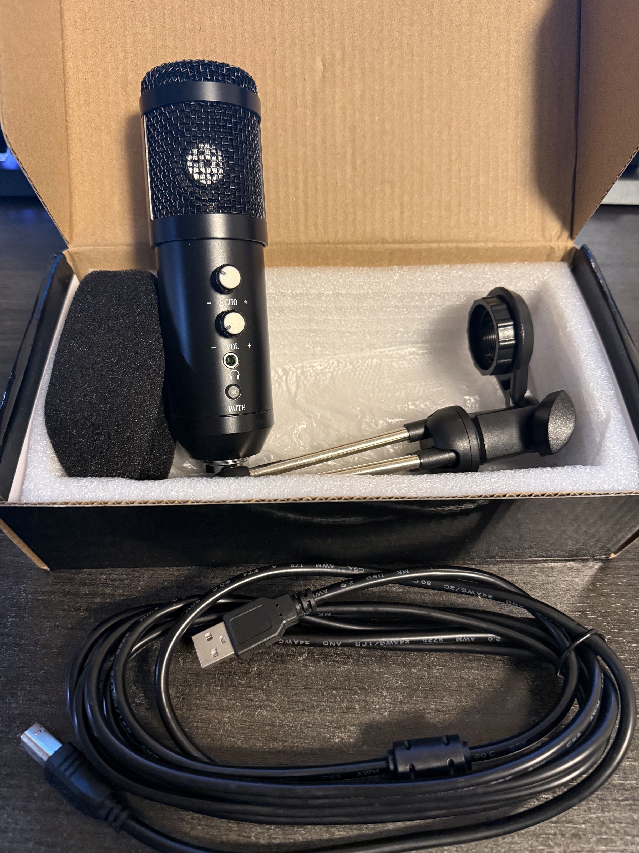 Studio Microphone65561369819010111