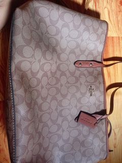 (Kategori: ) berada di . Dikirim oleh elvs.preloved (ID iklan 1420579279, Gambar 1). Deskripsi: .